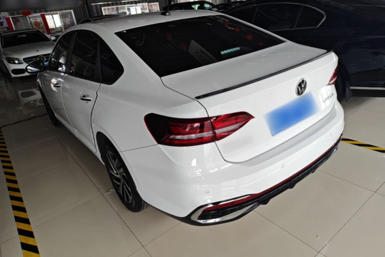 Volkswagen Lavida 2025 car image #5