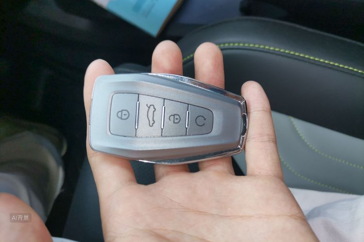GEELY Coolray 2023 car image #10