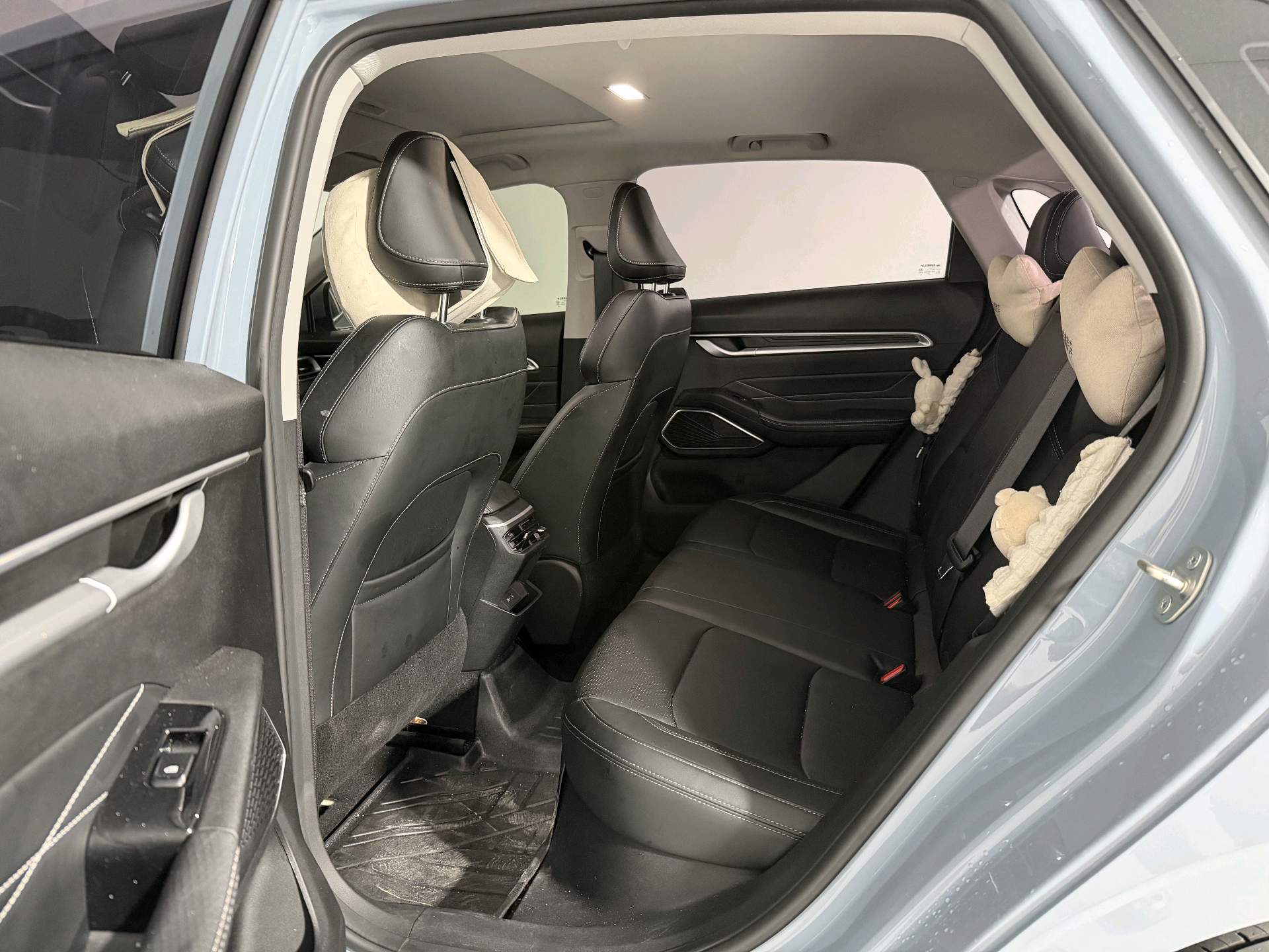 GEELY Emgrand 2023 car image #3