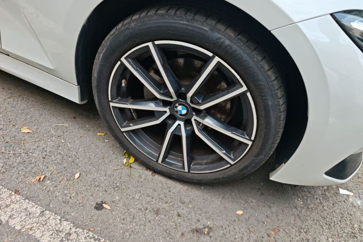 BMW 3 Series 2023 car image #6