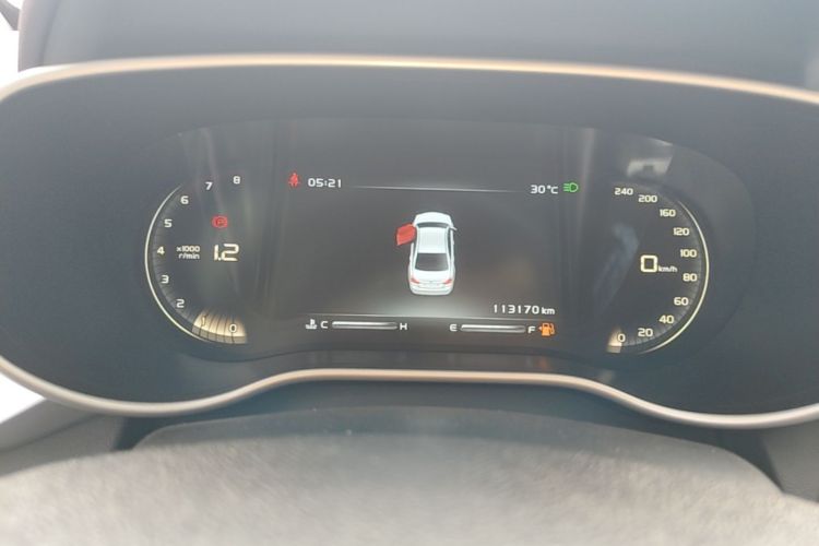 GEELY Emgrand 2018 car image #12