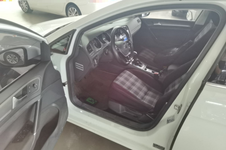 Volkswagen Golf 2015 #16 Volkswagen Golf 2015 car image #16