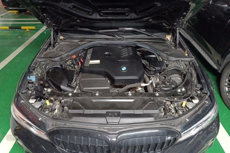 BMW 3 Series 2021 #22 BMW 3 Series 2021 immagine di auto #22