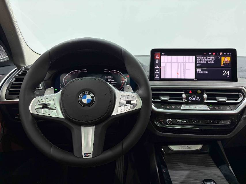 BMW X3 2024 car image #4