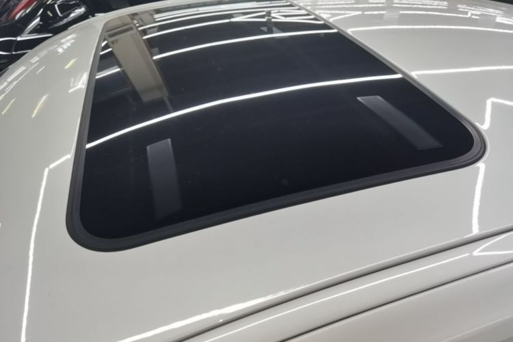 BMW 3 Series 2018 #25 BMW 3 Series 2018 car image #25