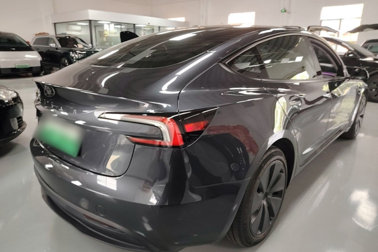 Tesla Model 3 2024 #5 Tesla Model 3 2024 car image #5
