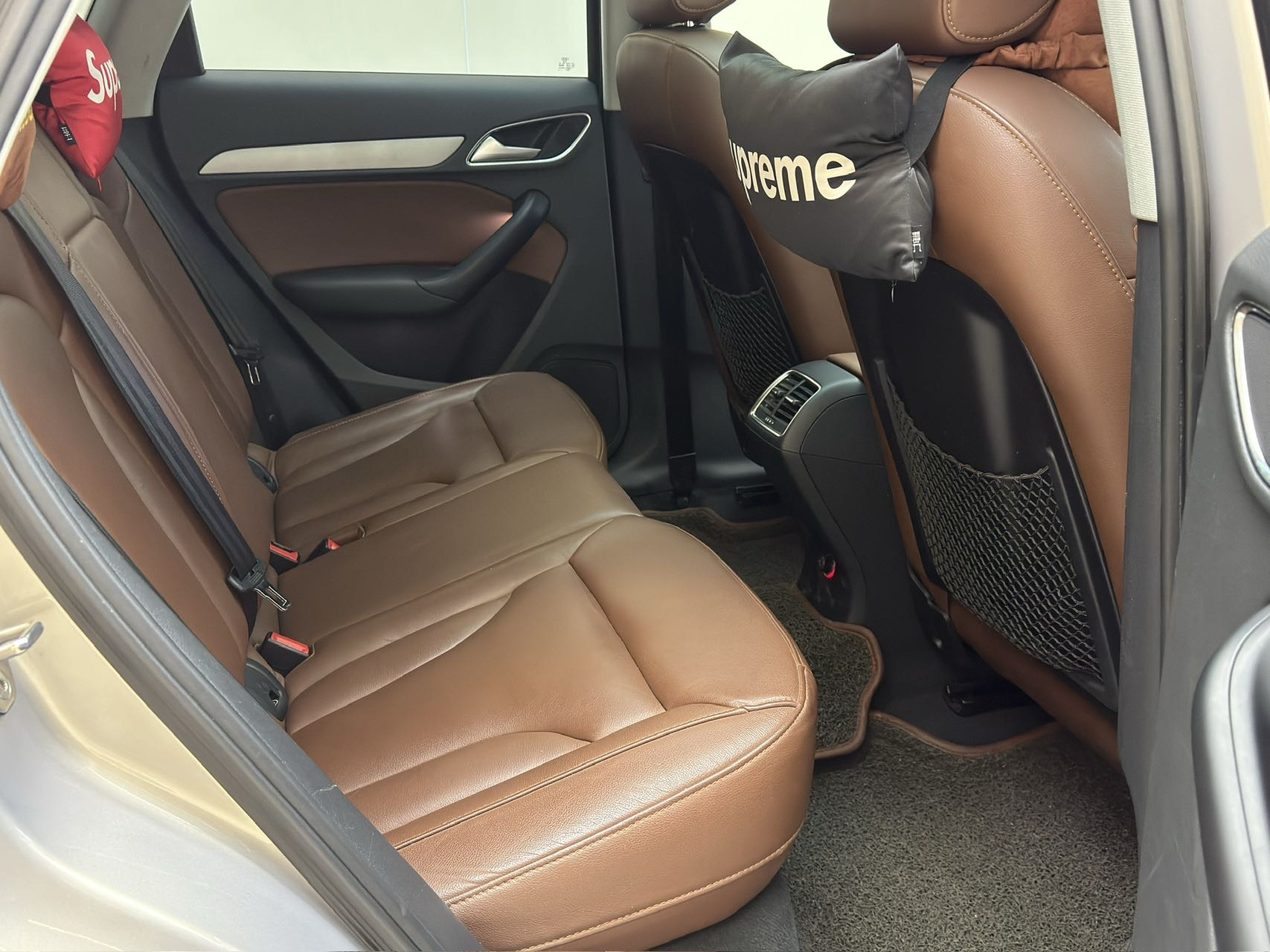 Audi Q3 2015 immagine di auto #12