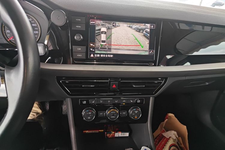 Volkswagen Lavida 2019 imagen de coche #13