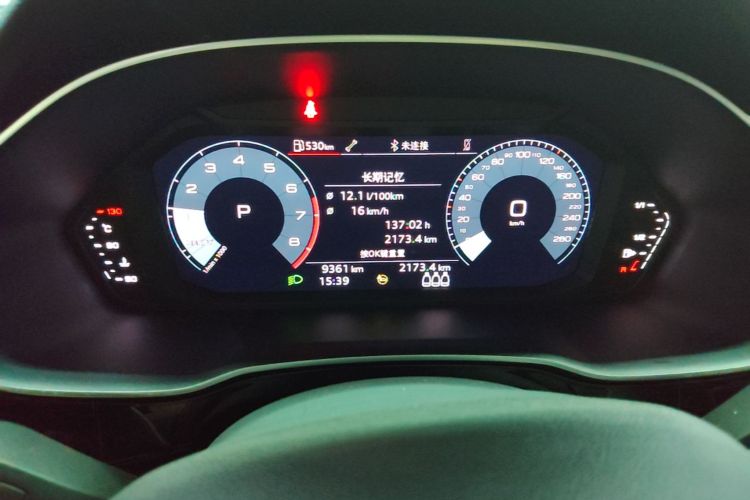 Audi Q3 2023 car image #16