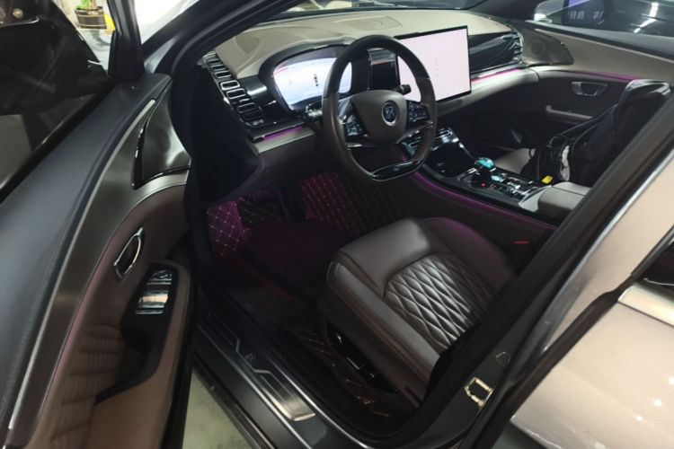 BYD Han 2023 car image #12