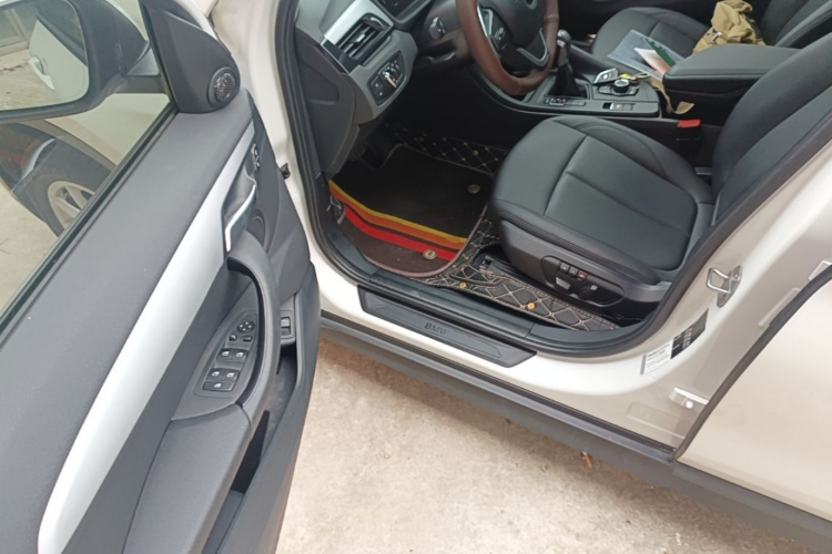BMW X1 2019 #16 BMW X1 2019 car image #16