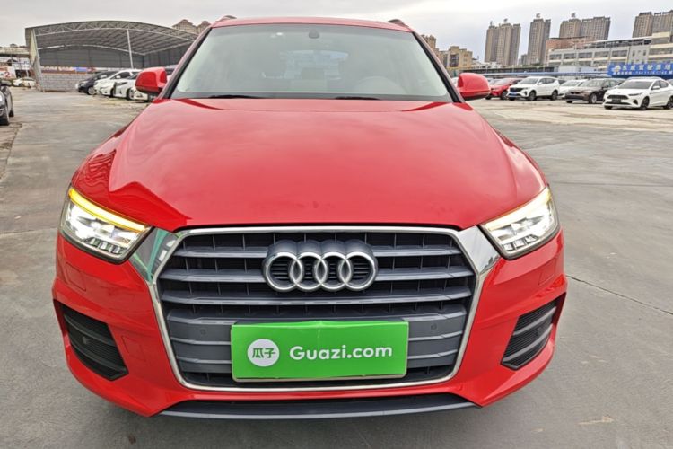 Audi Q3 2019 car image #3
