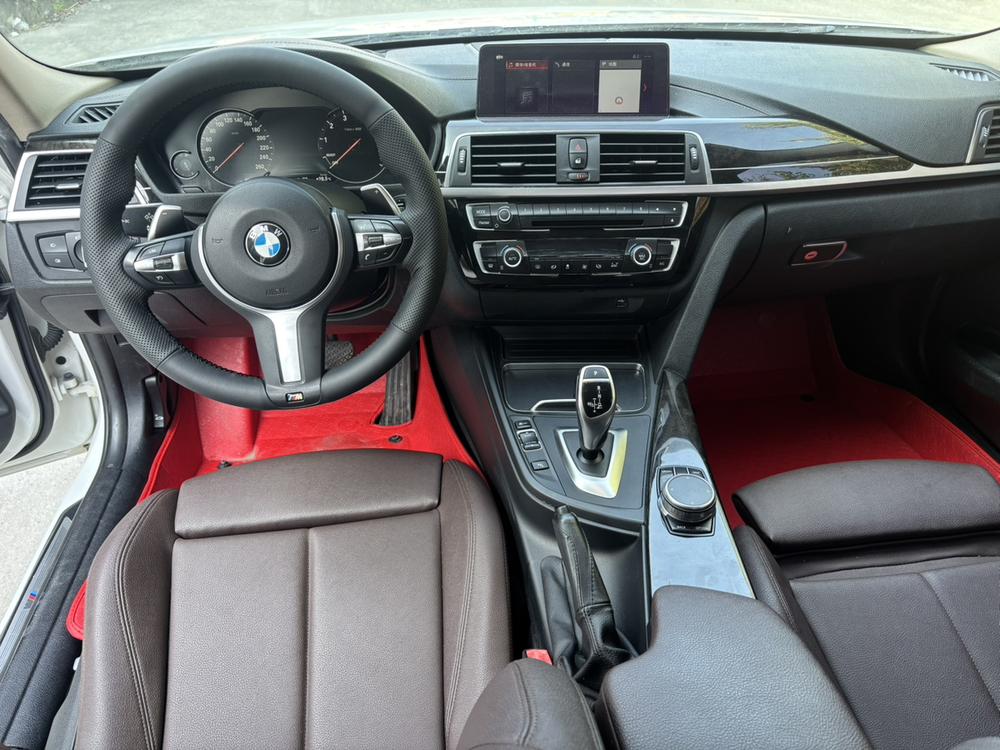 BMW 3 Series 2018 #8 BMW 3 Series 2018 car image #8