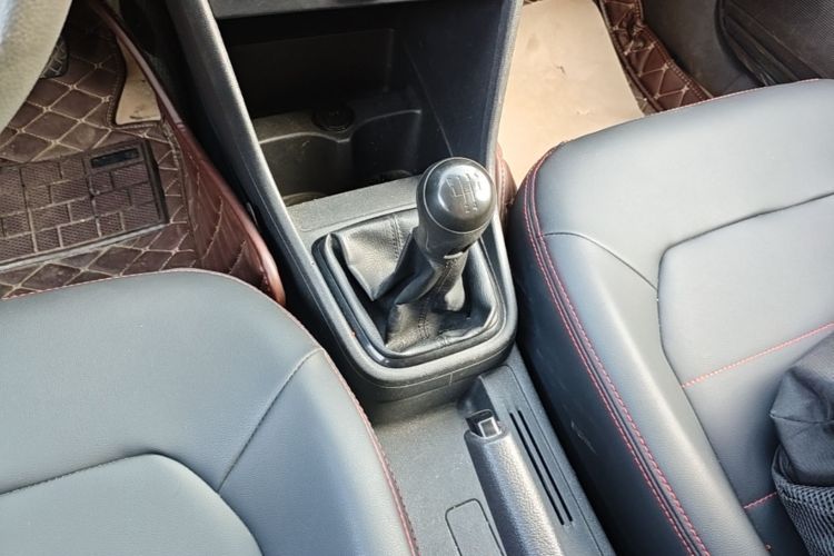 Volkswagen Santana 2016 #14 Volkswagen Santana 2016 car image #14