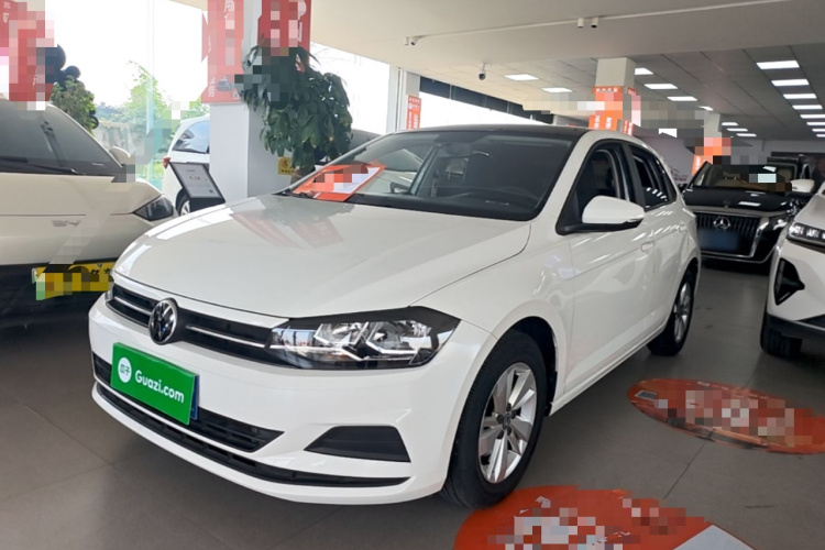 Volkswagen Polo 2021 car image #2