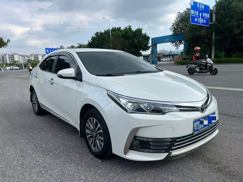 Toyota Corolla 2018 car image #3