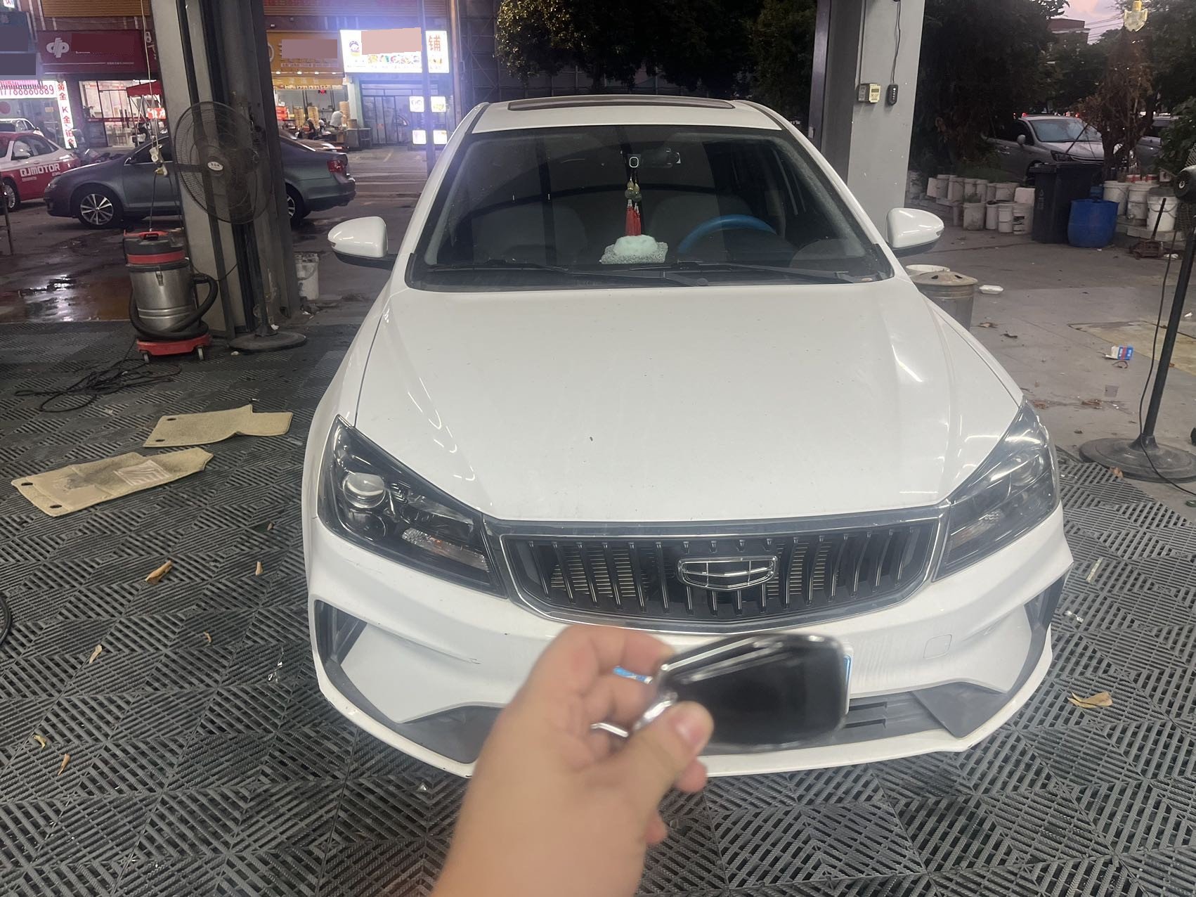 GEELY Emgrand 2021 #2 GEELY Emgrand 2021 car image #2