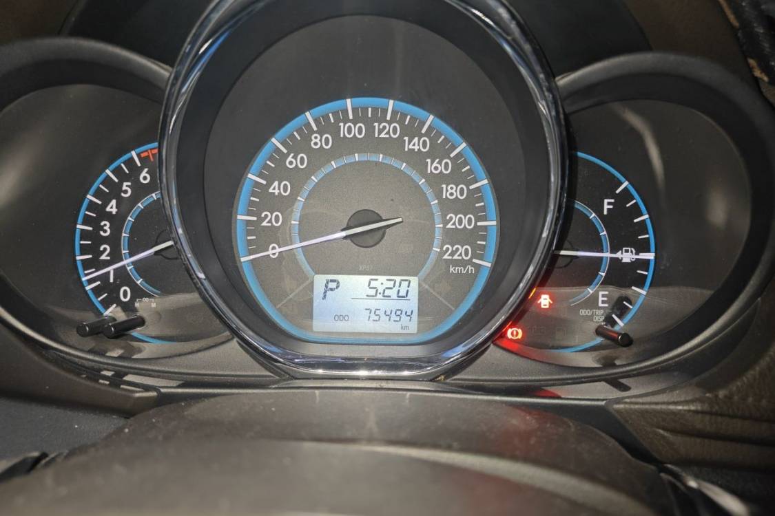 Toyota Vios 2015 car image #24