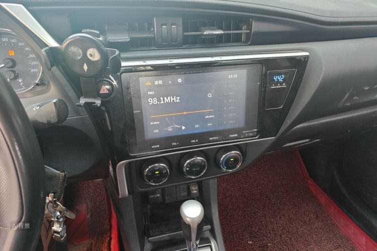 Toyota Corolla 2019 car image #15