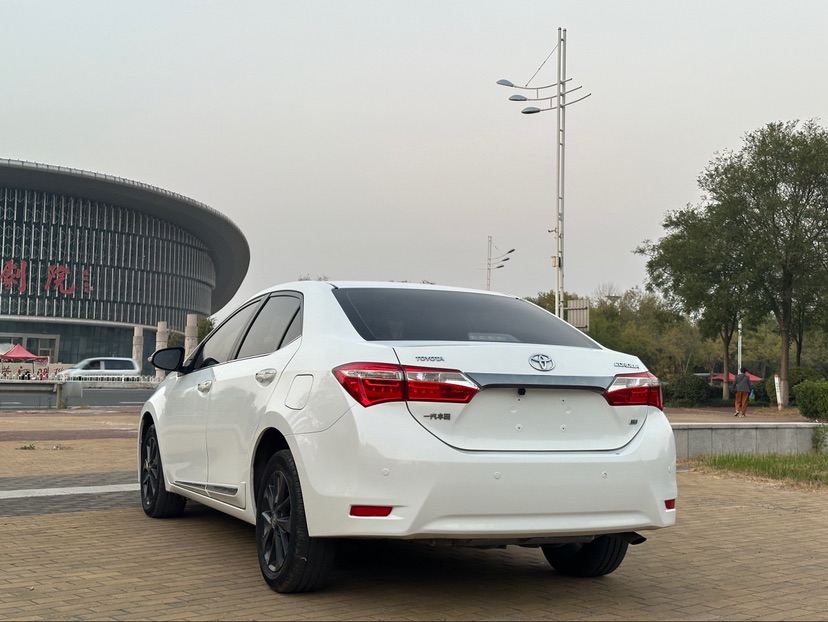 Toyota Corolla 2015 #6 Toyota Corolla 2015 car image #6