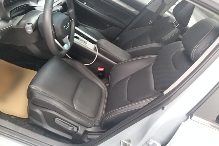 GEELY Emgrand L HiP 2023 car image #15