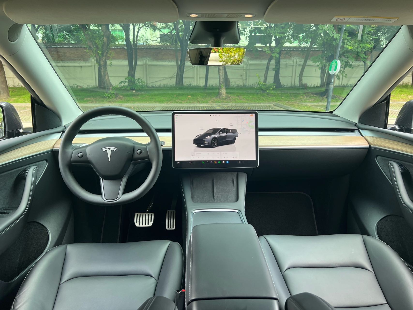 Tesla Model Y 2022 car image #5
