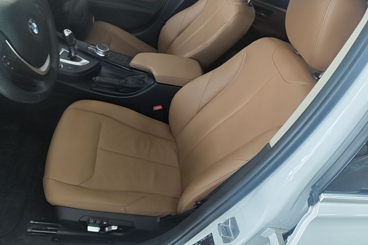 BMW 3 Series 2017 #15 BMW 3 Series 2017 immagine di auto #15