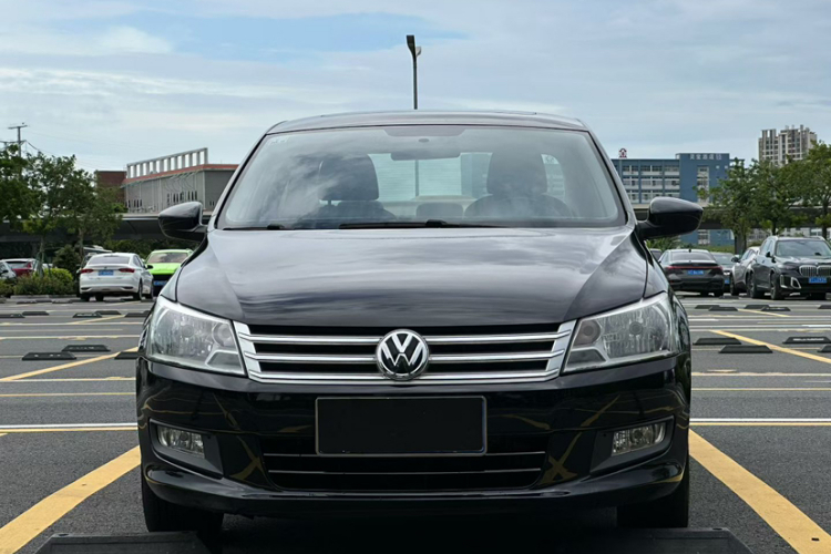 Volkswagen Santana 2015 car image #5
