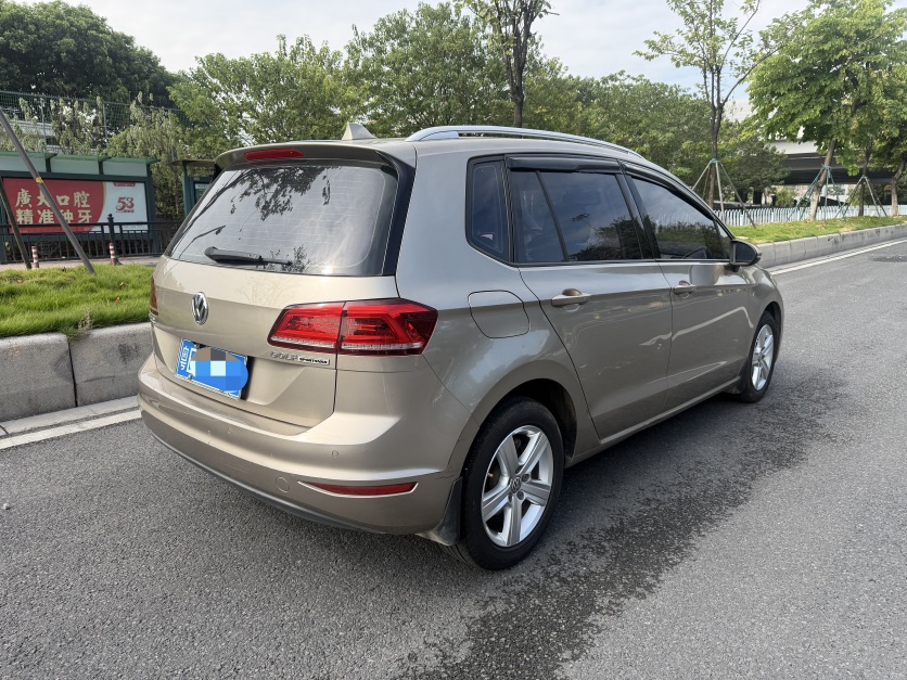 Volkswagen Golf Sportsvan 2017 #4 Volkswagen Golf Sportsvan 2017 car image #4