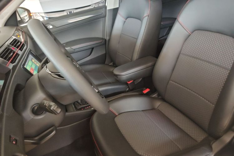 Volkswagen Santana 2017 car image #15