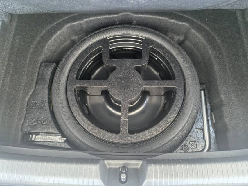 Volkswagen Golf 2022 car image #12