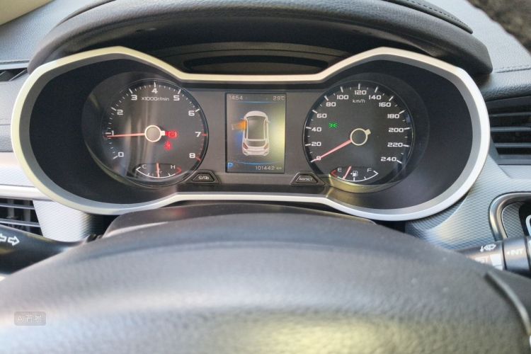 GEELY Emgrand GS 2018 #14 GEELY Emgrand GS 2018 صورة سيارة #14
