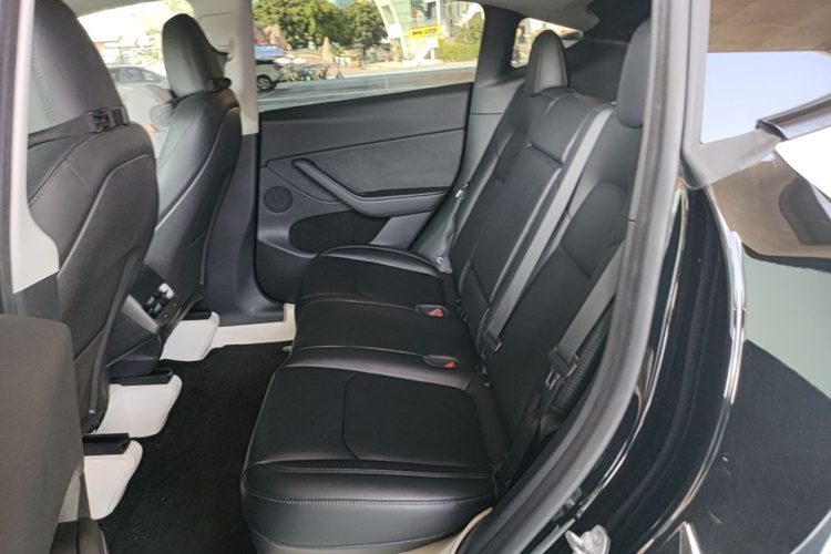 Tesla Model Y 2023 #17 Tesla Model Y 2023 car image #17