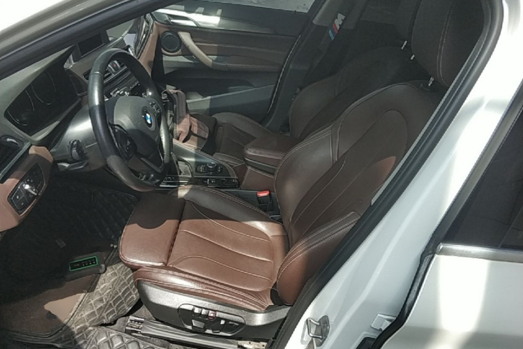 BMW X1 2019 #18 BMW X1 2019 car image #18