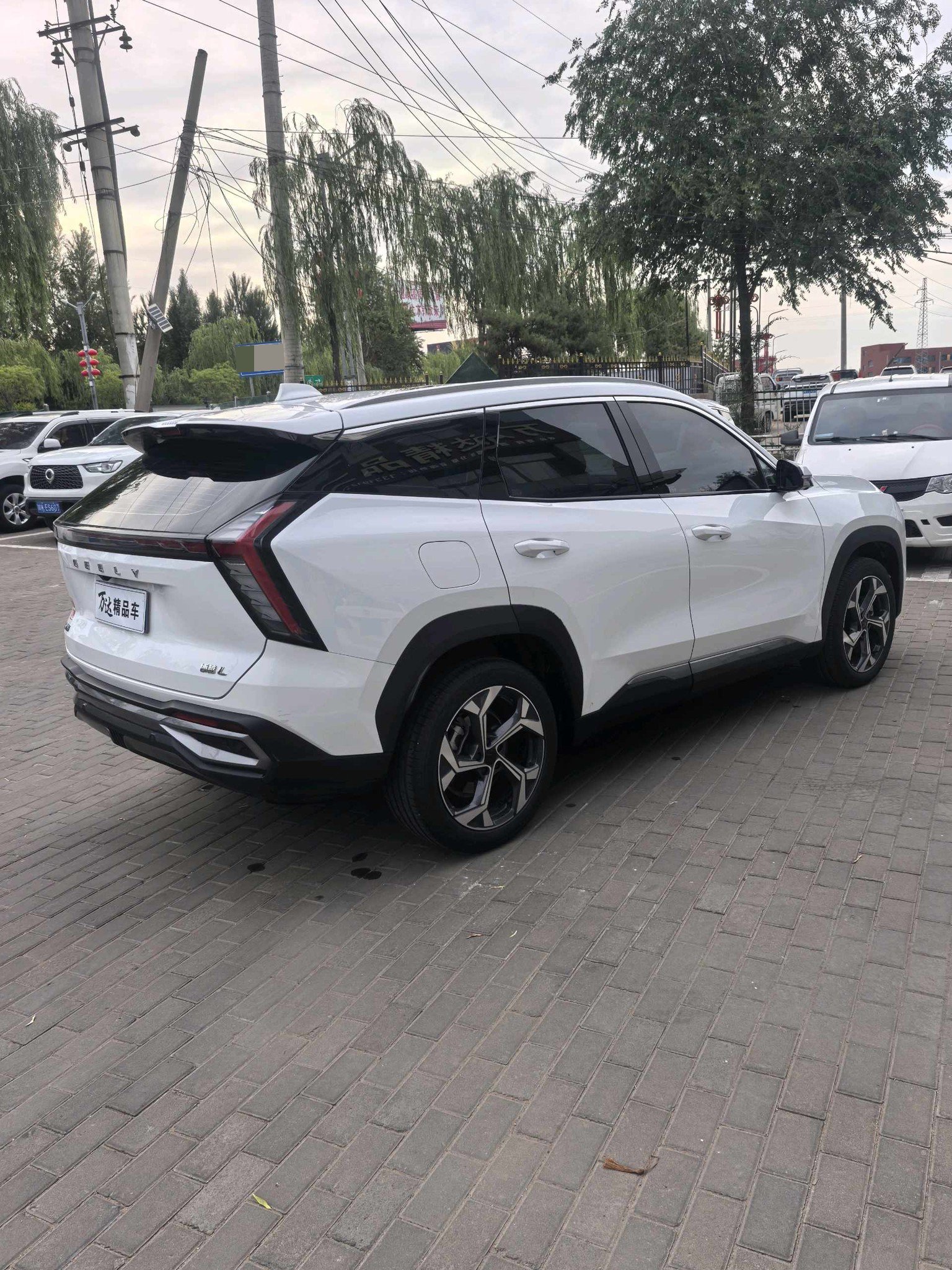 GEELY Boyue L 2023 image de voiture #4