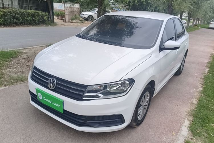 Volkswagen Santana 2019 car image #2