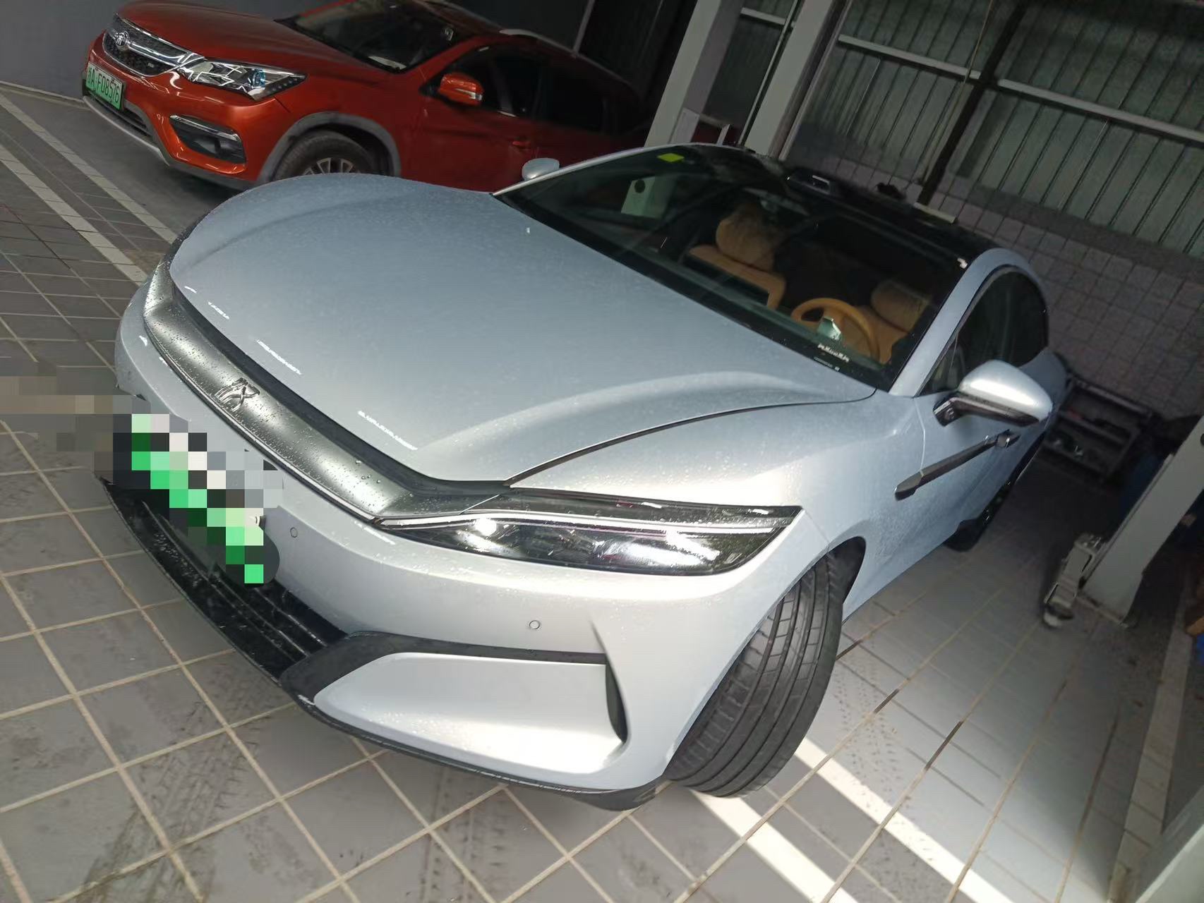 BYD HanL 2025 car image 