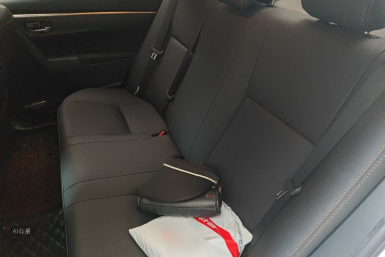 Toyota Corolla 2015 car image #19
