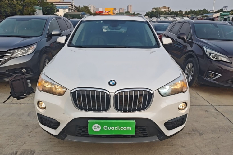 BMW X1 2019 #3 BMW X1 2019 car image #3