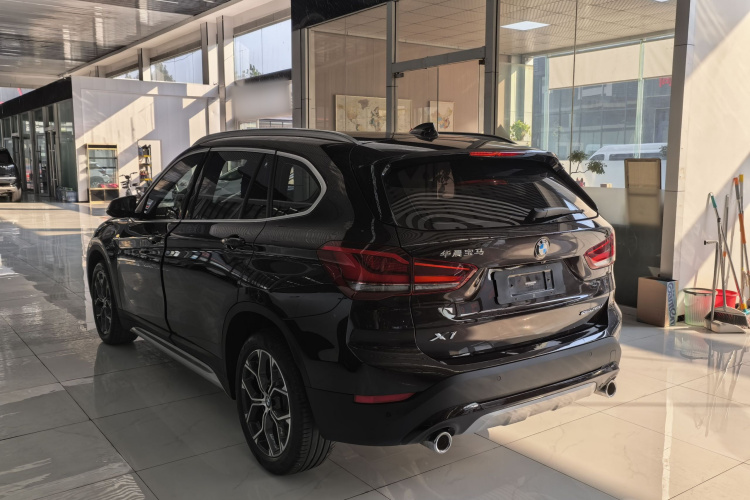 BMW X1 2021 #5 BMW X1 2021 car image #5