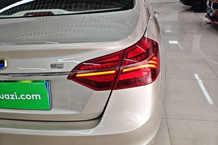 GEELY Emgrand 2018 immagine di auto #8