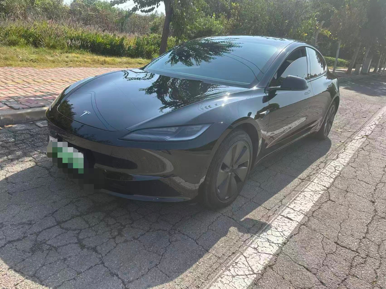 Tesla Model 3 2025 изображение автомобиля #2