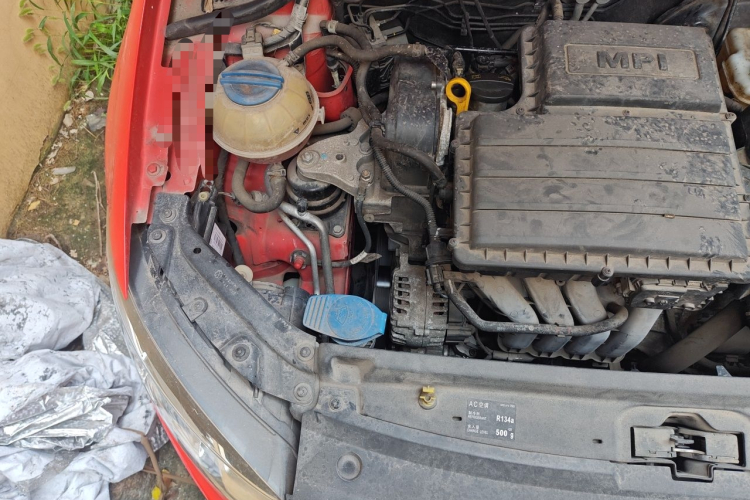 Volkswagen Polo 2015 car image #22