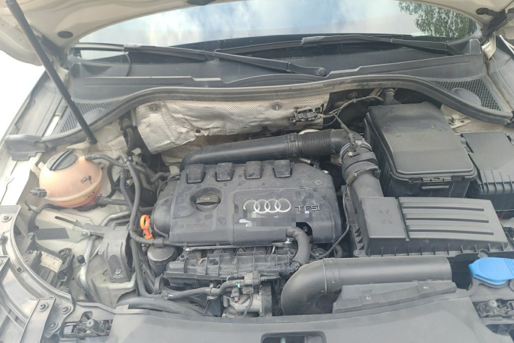 Audi Q3 2014 #18 Audi Q3 2014 car image #18