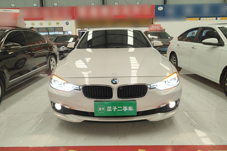BMW 3 Series 2017 #3 BMW 3 Series 2017 car image #3