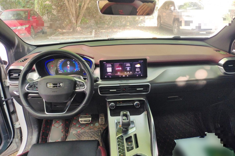GEELY Coolray 2020 #11 GEELY Coolray 2020 car image #11