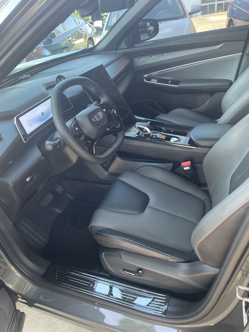GEELY Boyue 2023 #3 GEELY Boyue 2023 изображение автомобиля #3