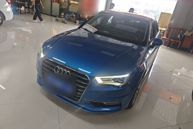 Audi A3 2016 car image #2