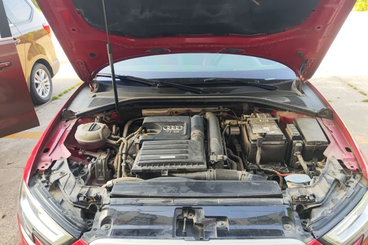 Audi A3 2019 car image #20