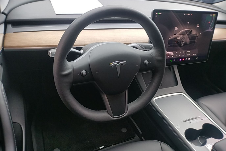 Tesla Model 3 2022 immagine di auto #12